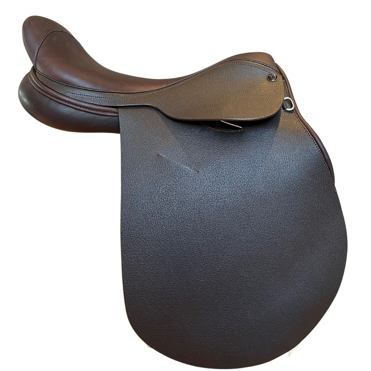 Aiti Saddle